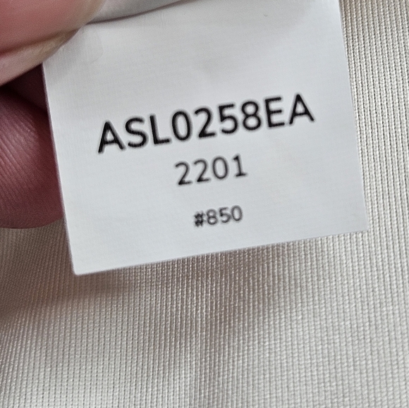 Cupshe NEW Elodie Ditsy Floral Smocked One Piece - Picture 7 of 12